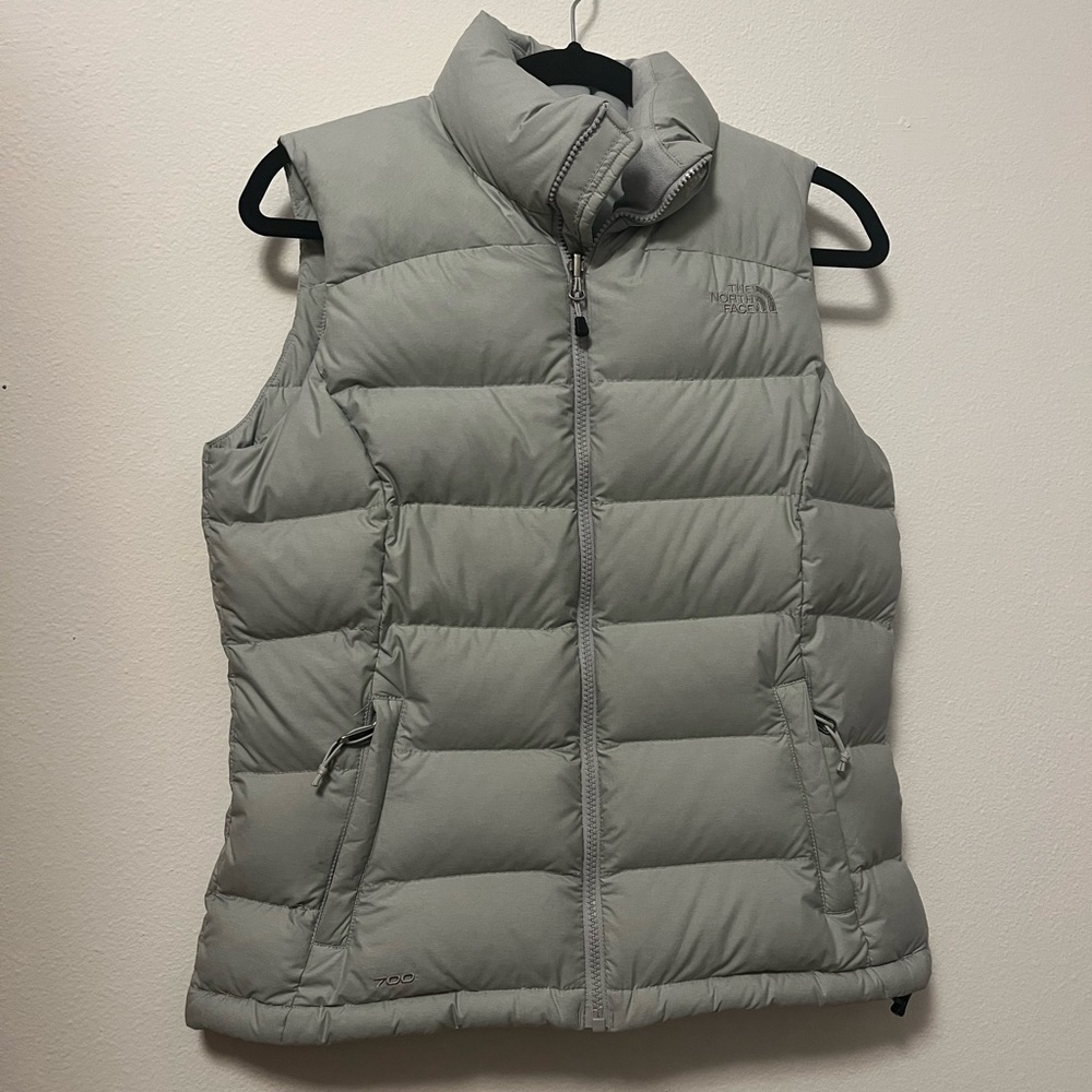 The North Face Women's 700 Goose Down Puffer Vest Gray